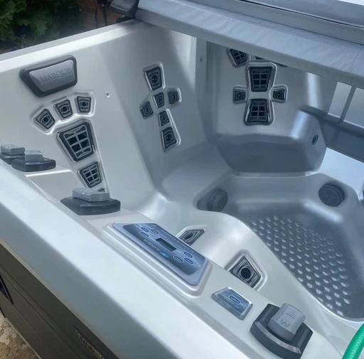 Copano Pools and Spas swimming pool construction